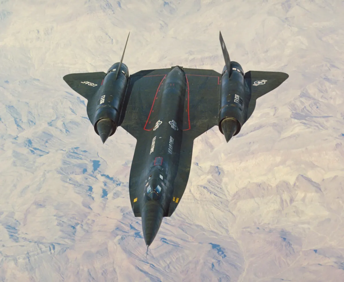 YF-12 üst keşif prototipi