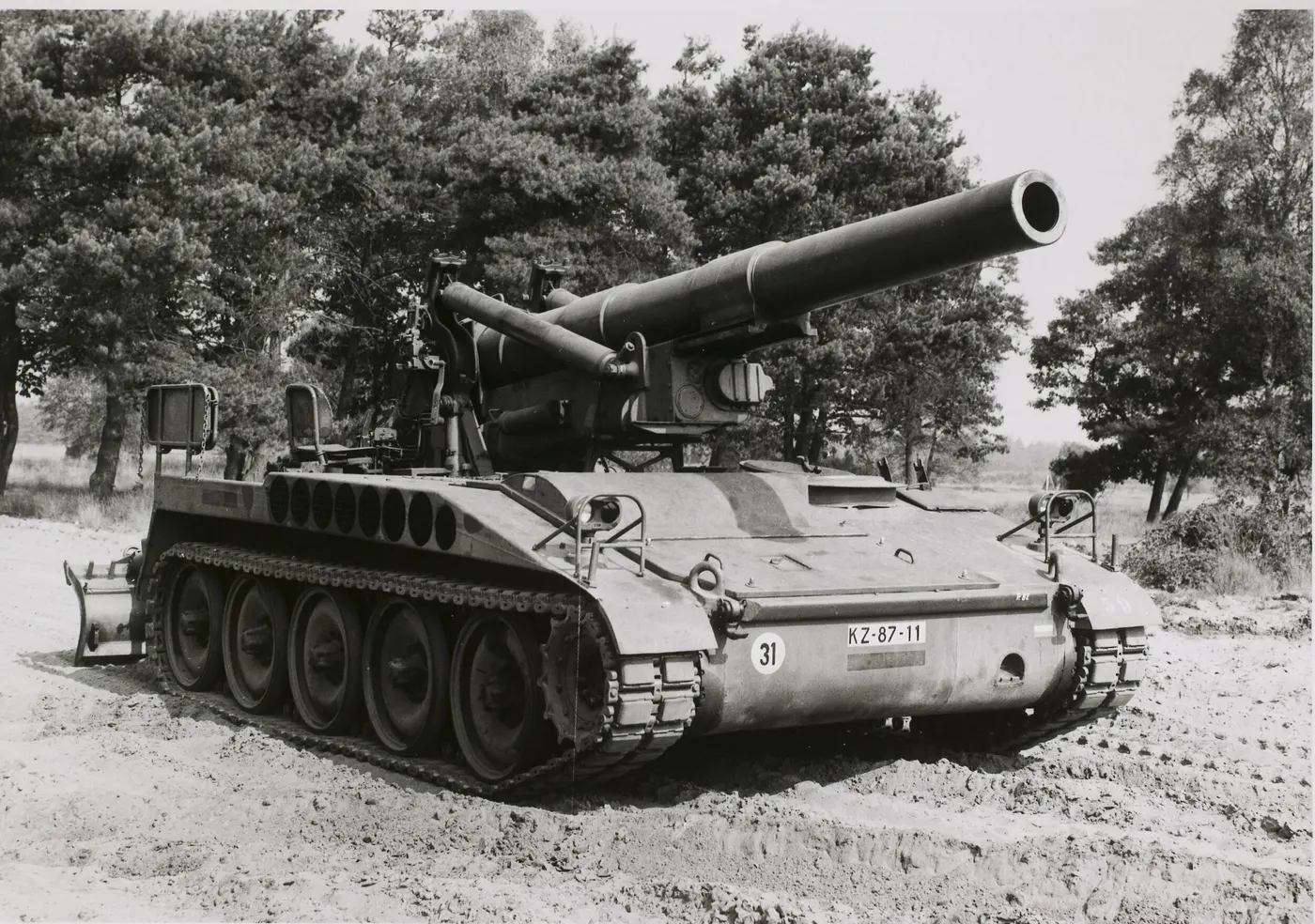 M110