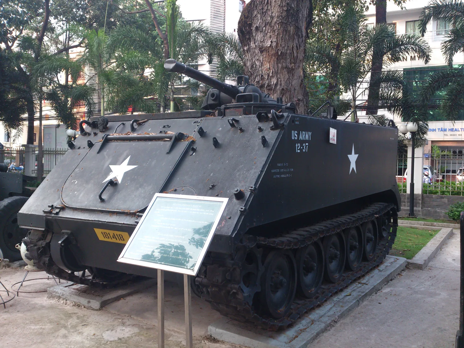 M132 zırhlı alev silahı