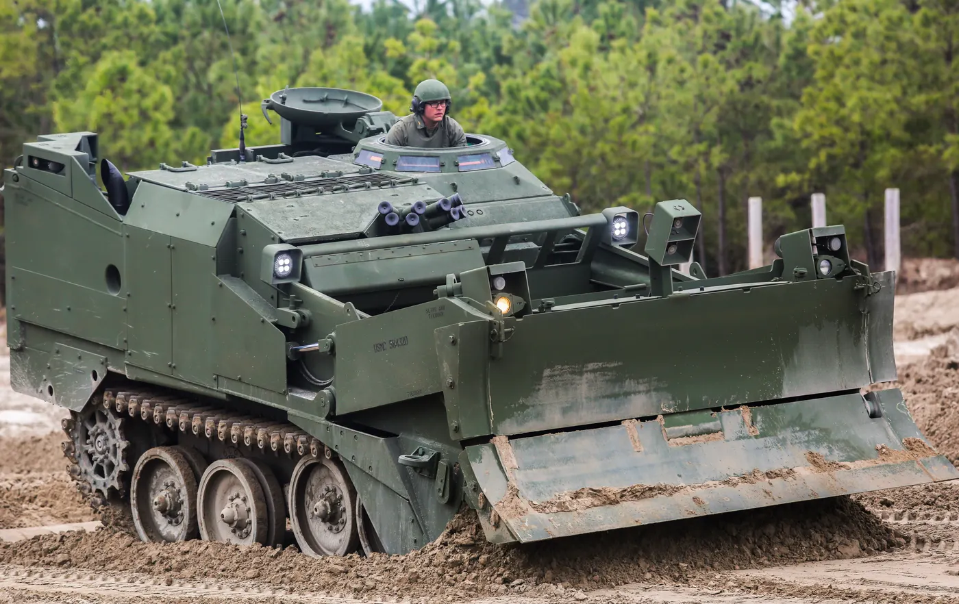 M9 Armored Combat Earthmover