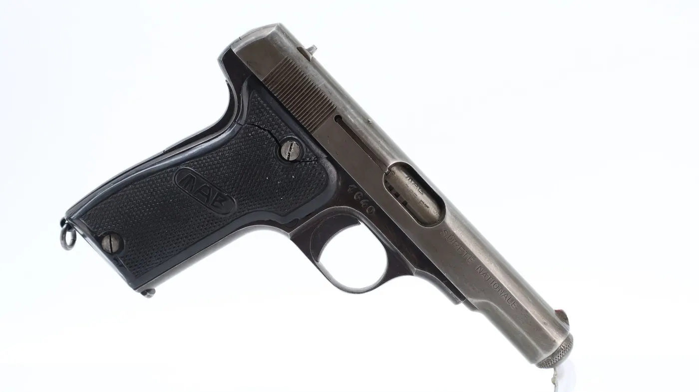 MAB Model D pistol