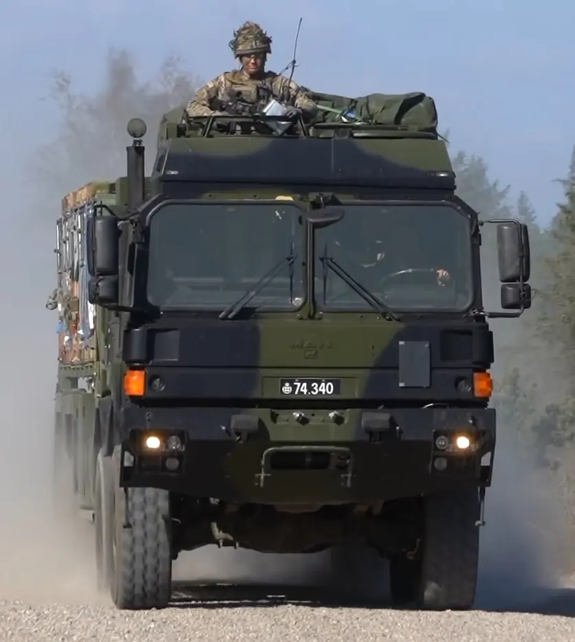 MAN HX77