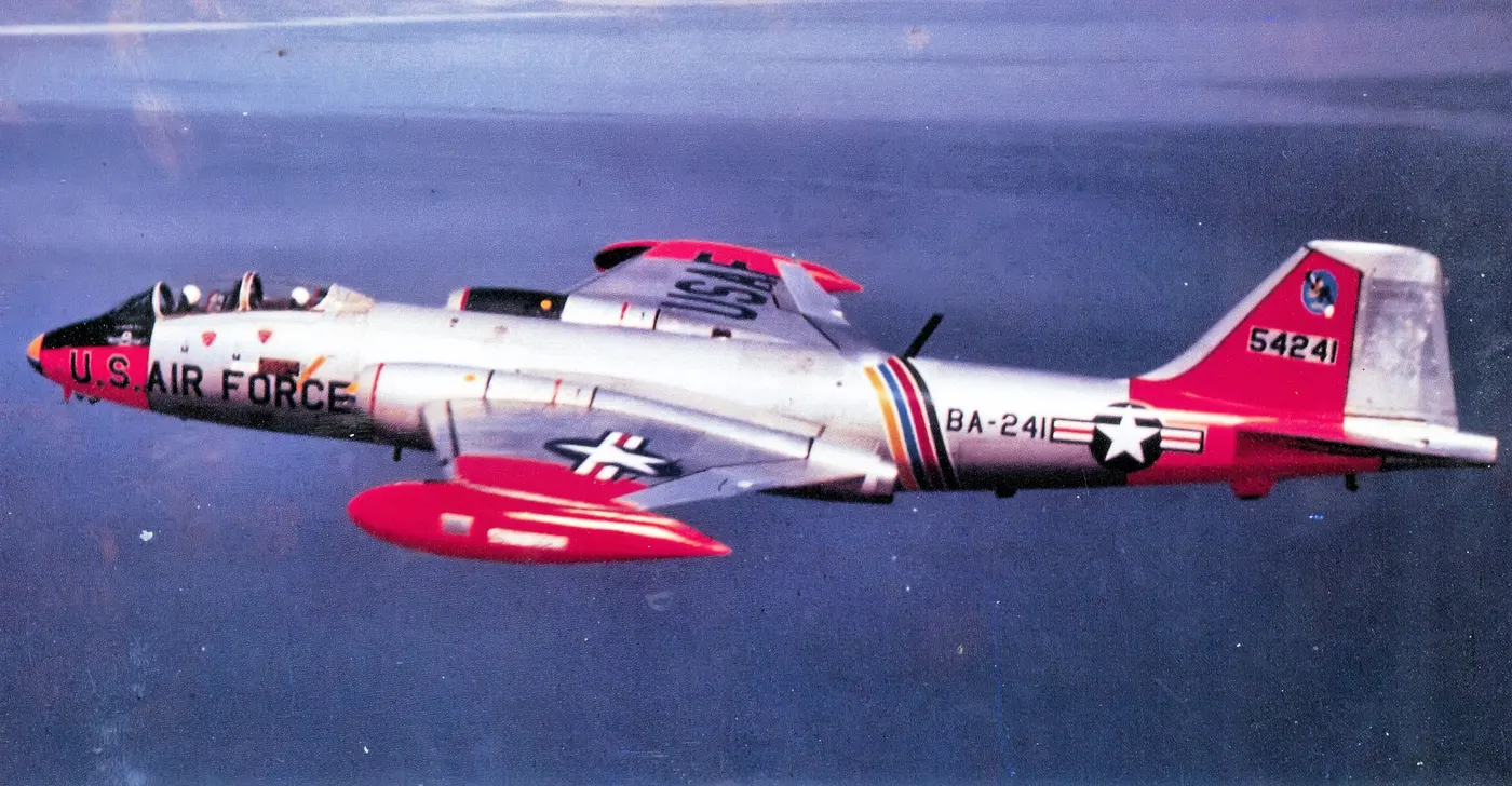B-57 Canberra bombardıman uçağı