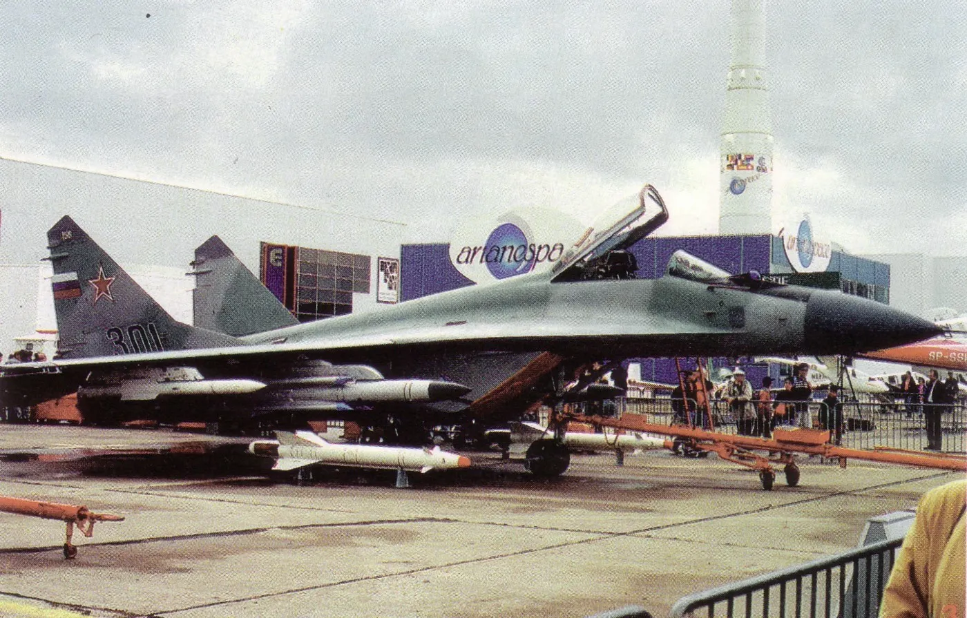 MiG-33 deneysel avcı