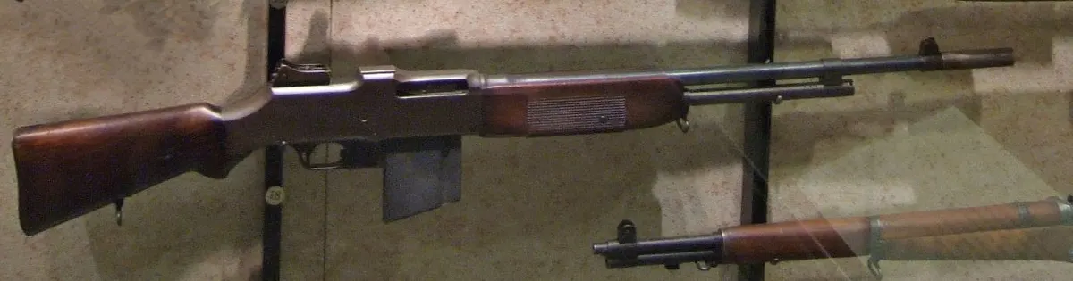 M1918 Browning Automatic Rifle with box magazine