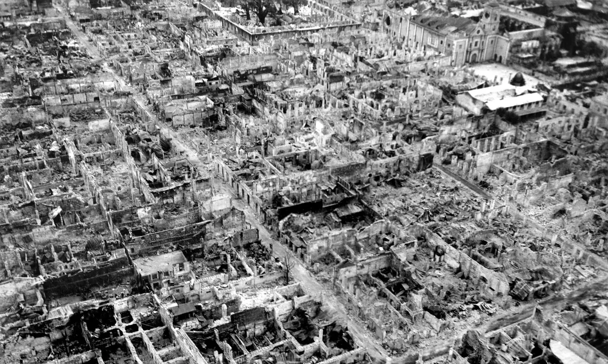 Ruins of Manila in 1945
