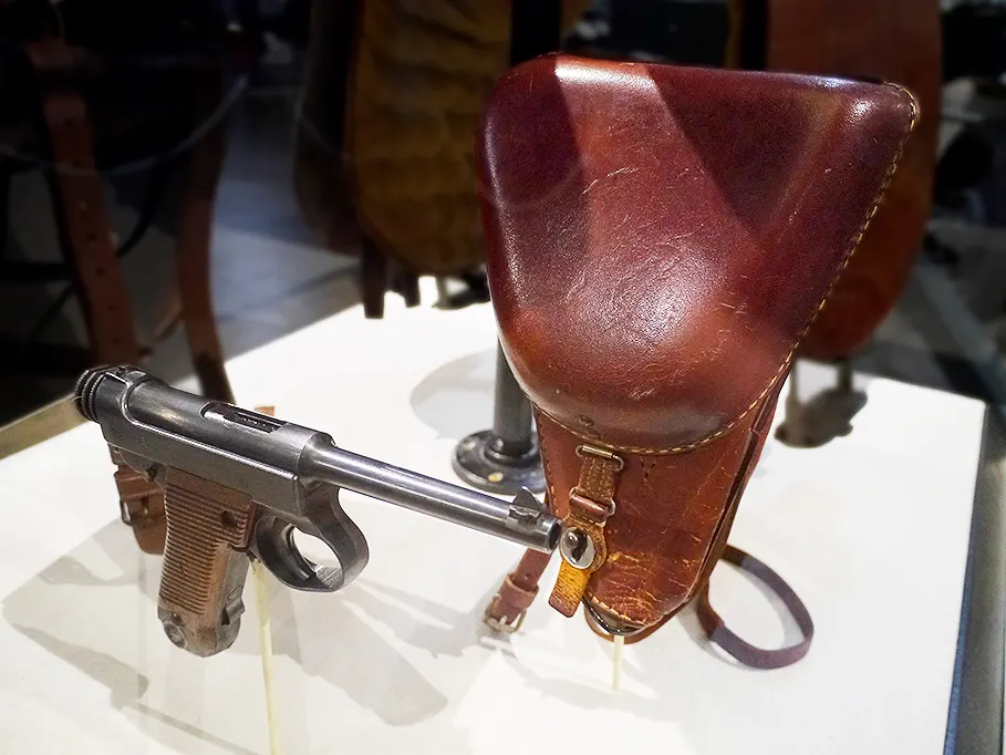Nambu Type 14 tabancası