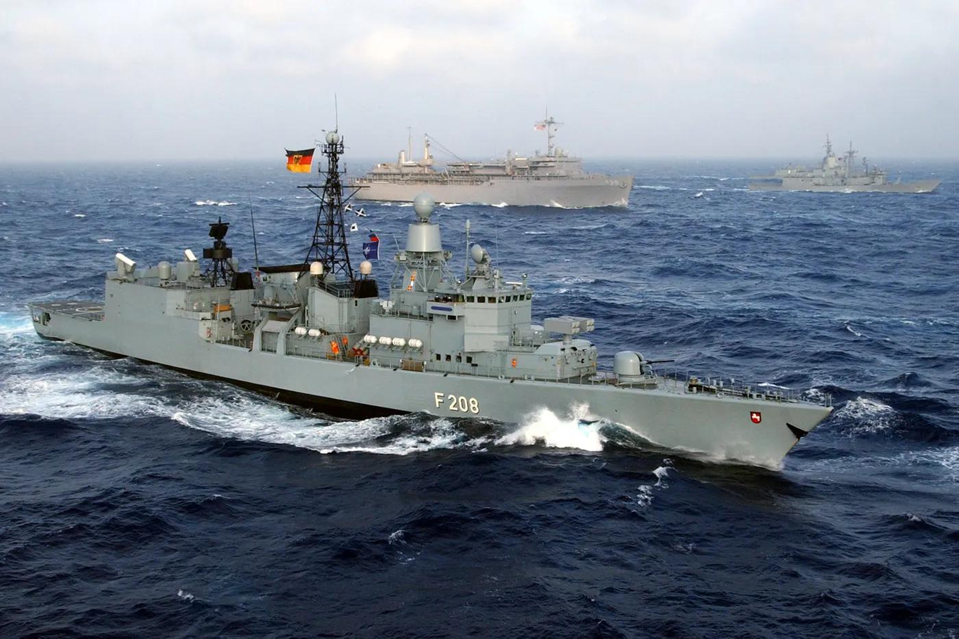 Niedersachsen sınıfı fırkateyna