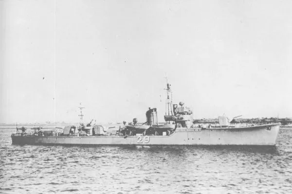 No.19-class minesweeper