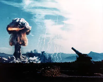nuclear artillery