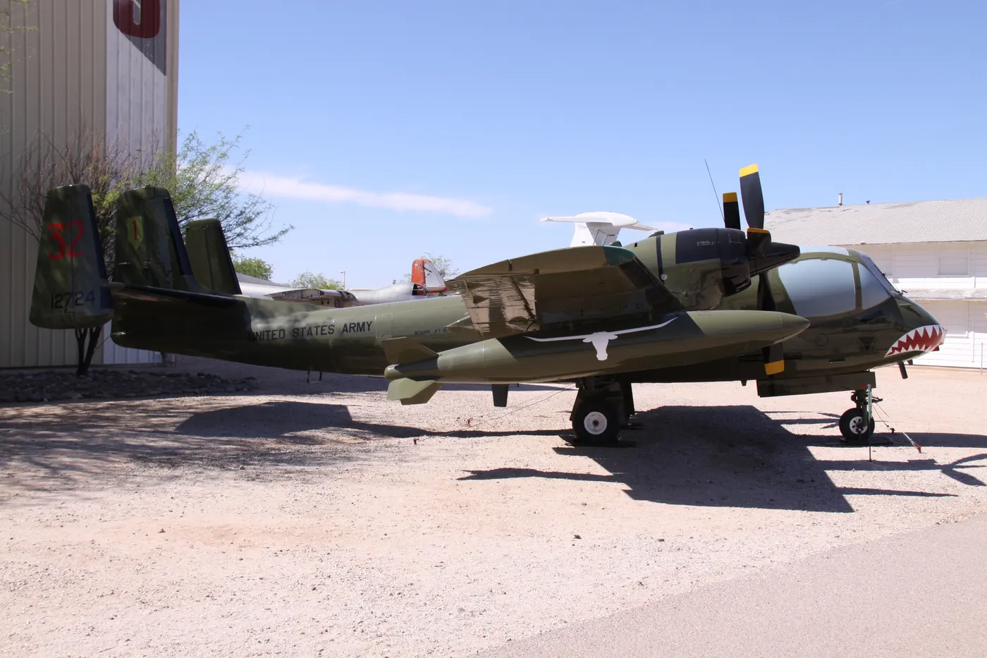 OV-1C Mohawk gözlemci uçağı