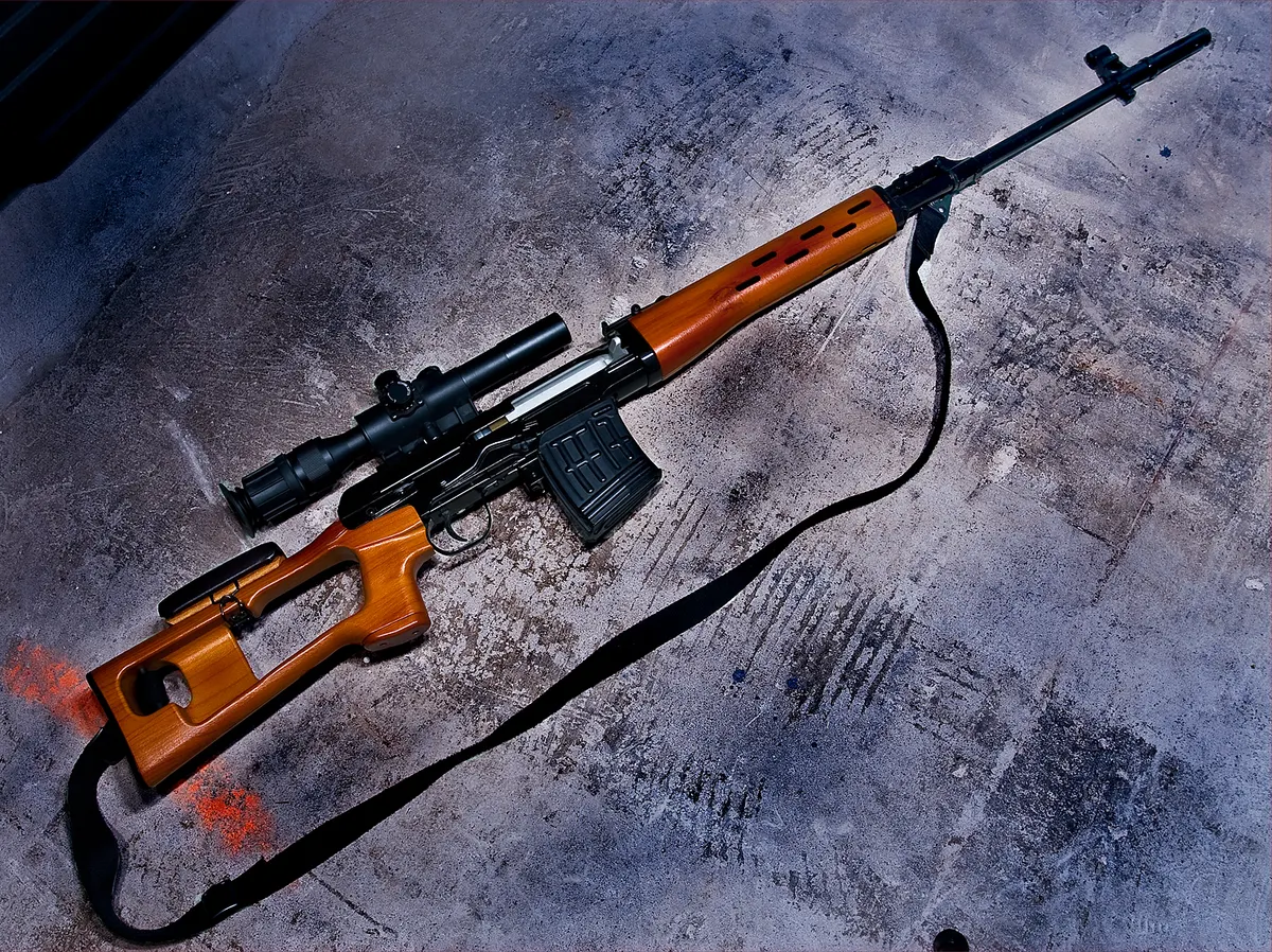 Sergilenen Dragunov SVD tüfeği