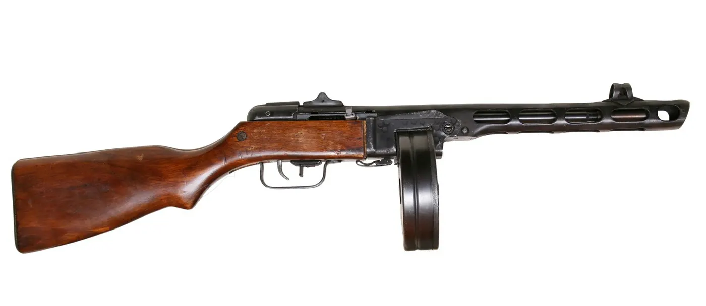 PPSh-41 makineli tabancası