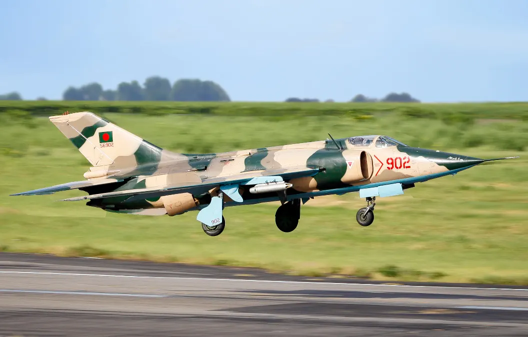 Nanchang Q-5 Çin saldırı uçağı