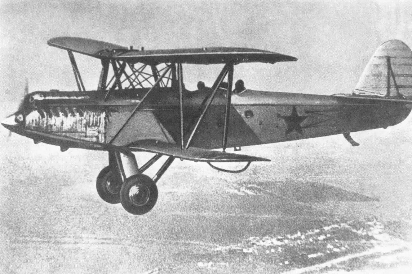 R-5 keşif bombardıman uçağı