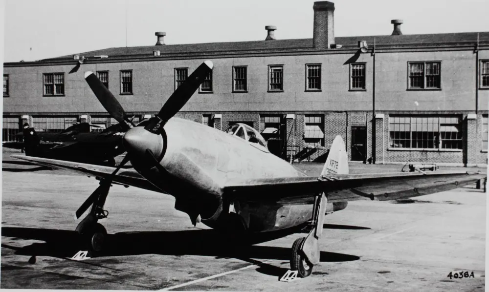 XP-72 propeller avcı prototipi
