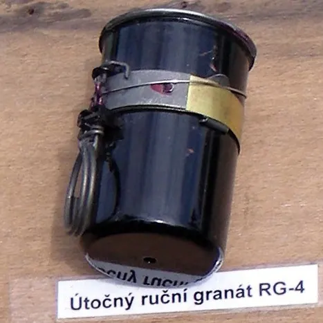 RG-4