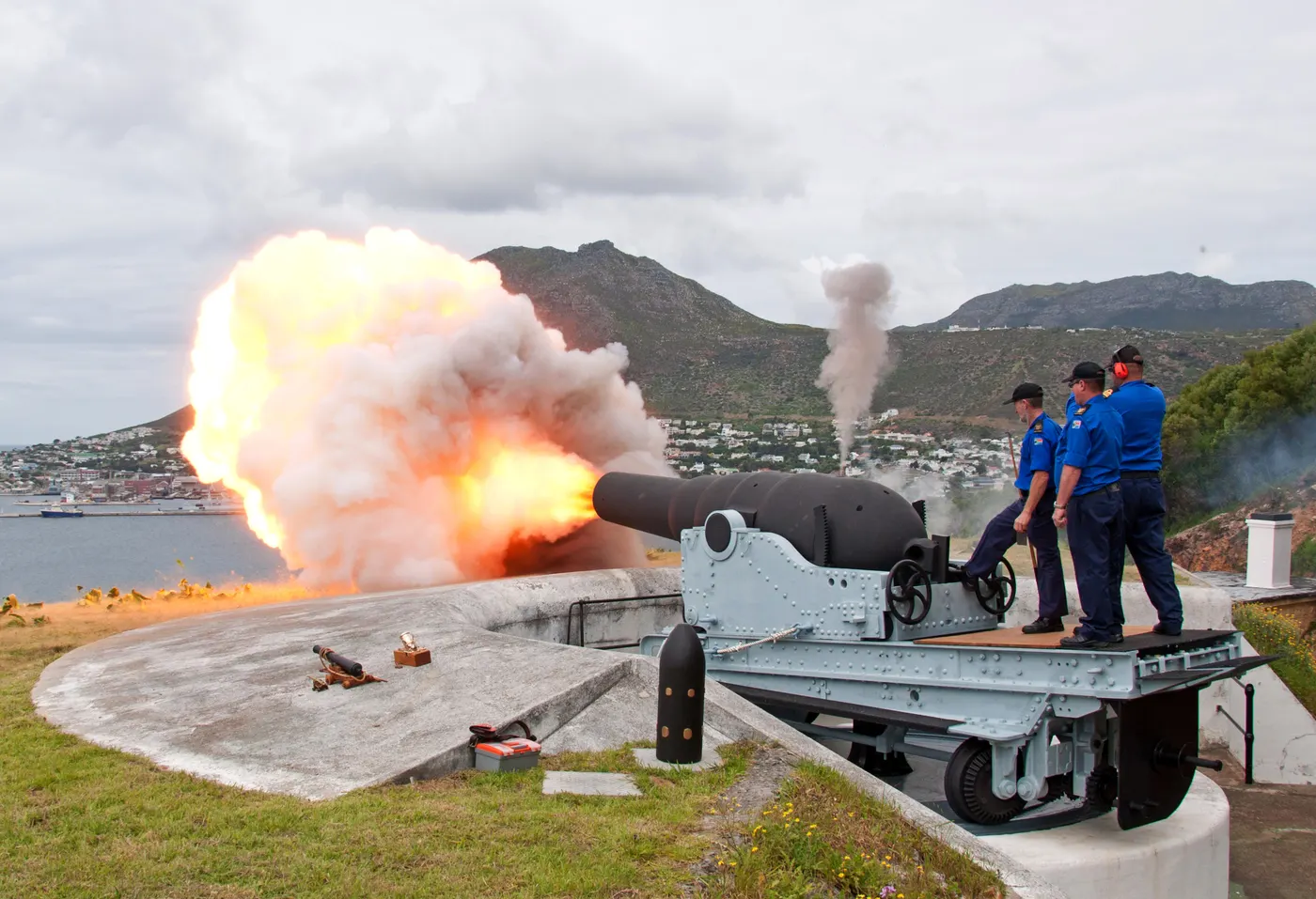 RML 9 inch 12 ton gun