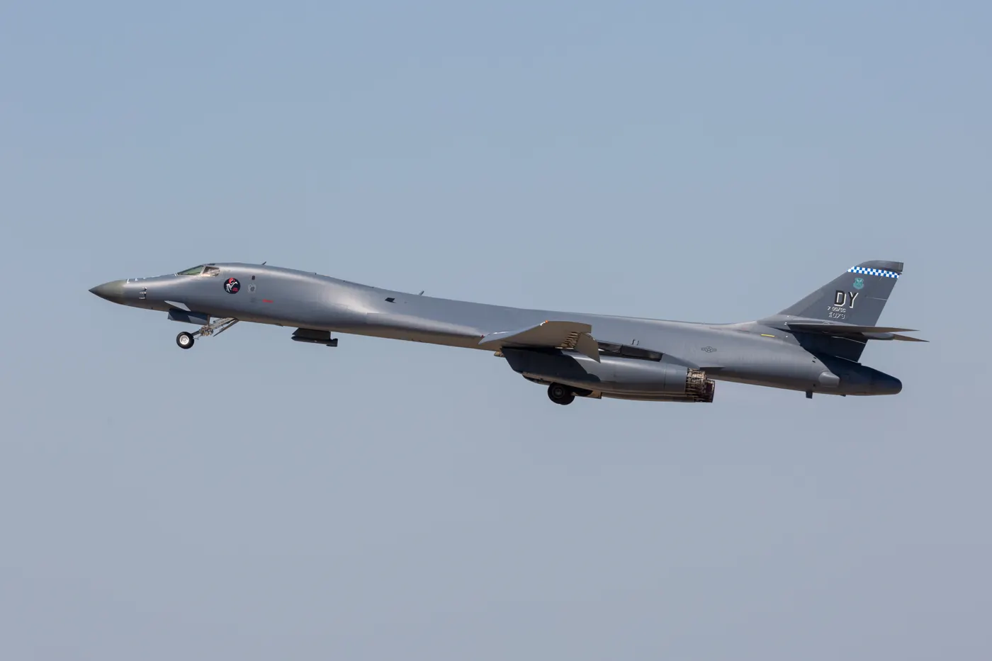 B-1B Lancer uydu bombardıman uçağı