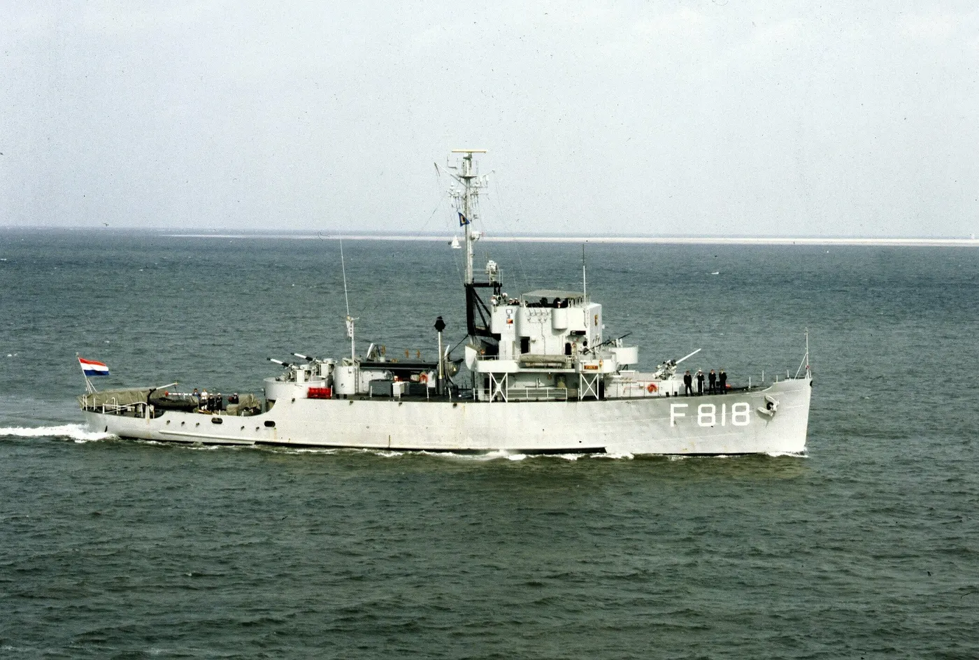 Roofdier-class frigate