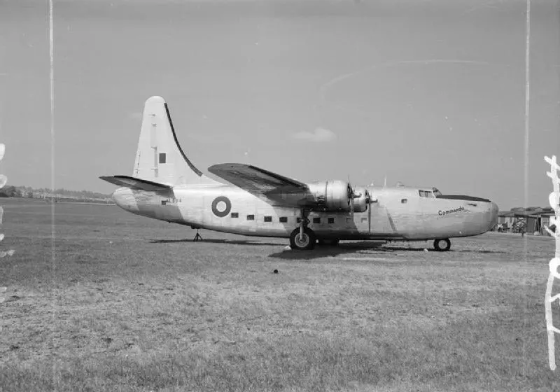 RY-3 Liberator Express yolcu nakliye versiyonu