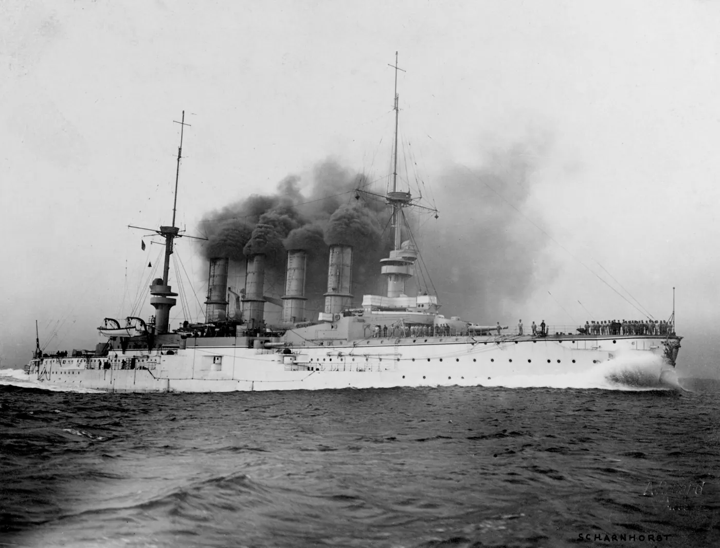 Scharnhorst-class cruiser
