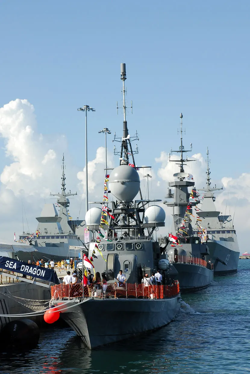 Sea Wolf sınıfı füzeli muharebe gemisi