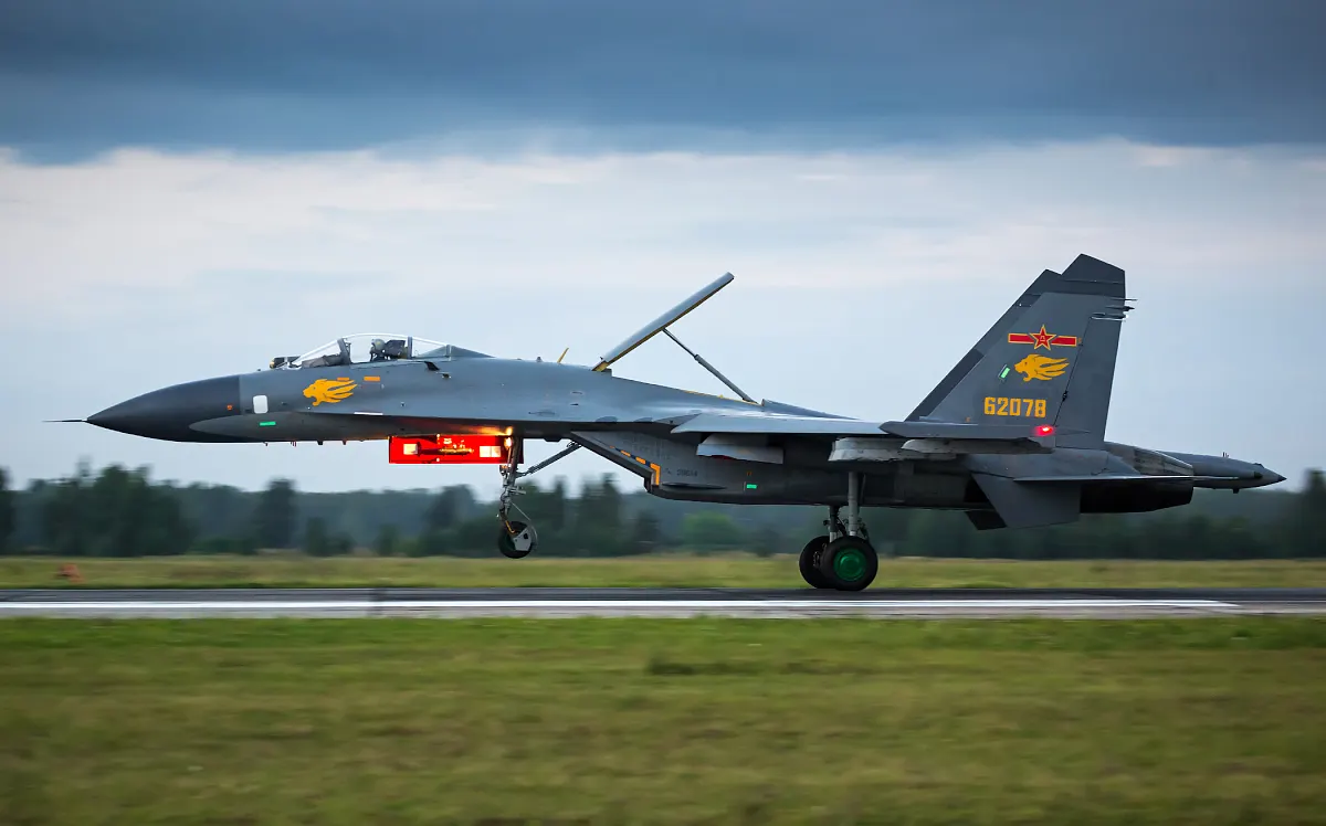 Shenyang J-11 Çin savaş uçağı