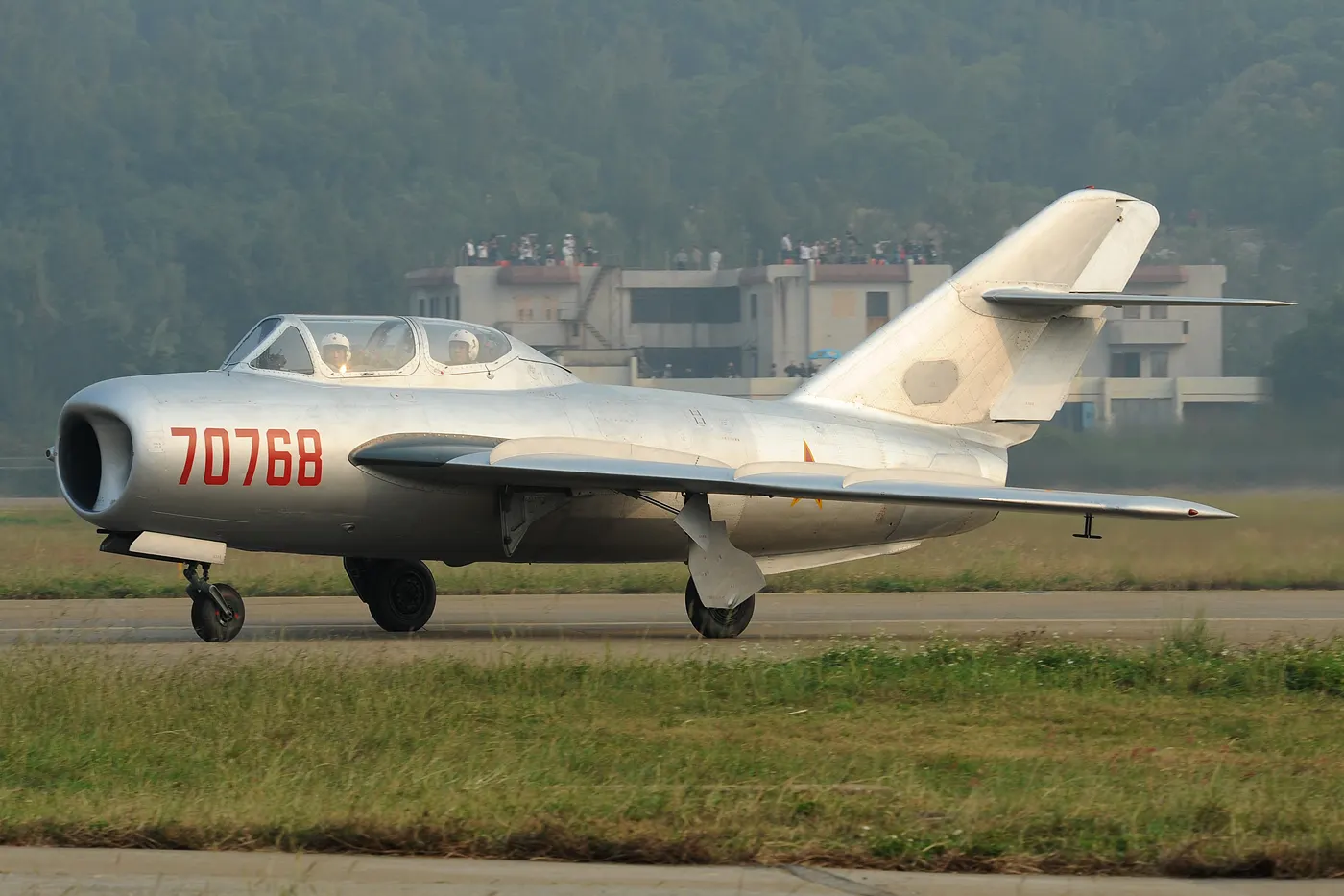 Shenyang J-5 Çin uçağı