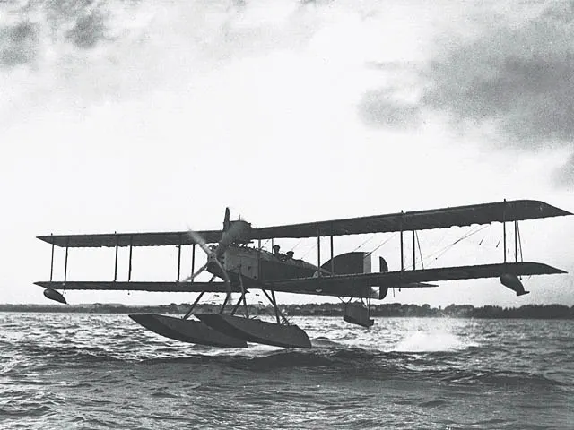 Type 184 denizci torpidobomacu uçağı
