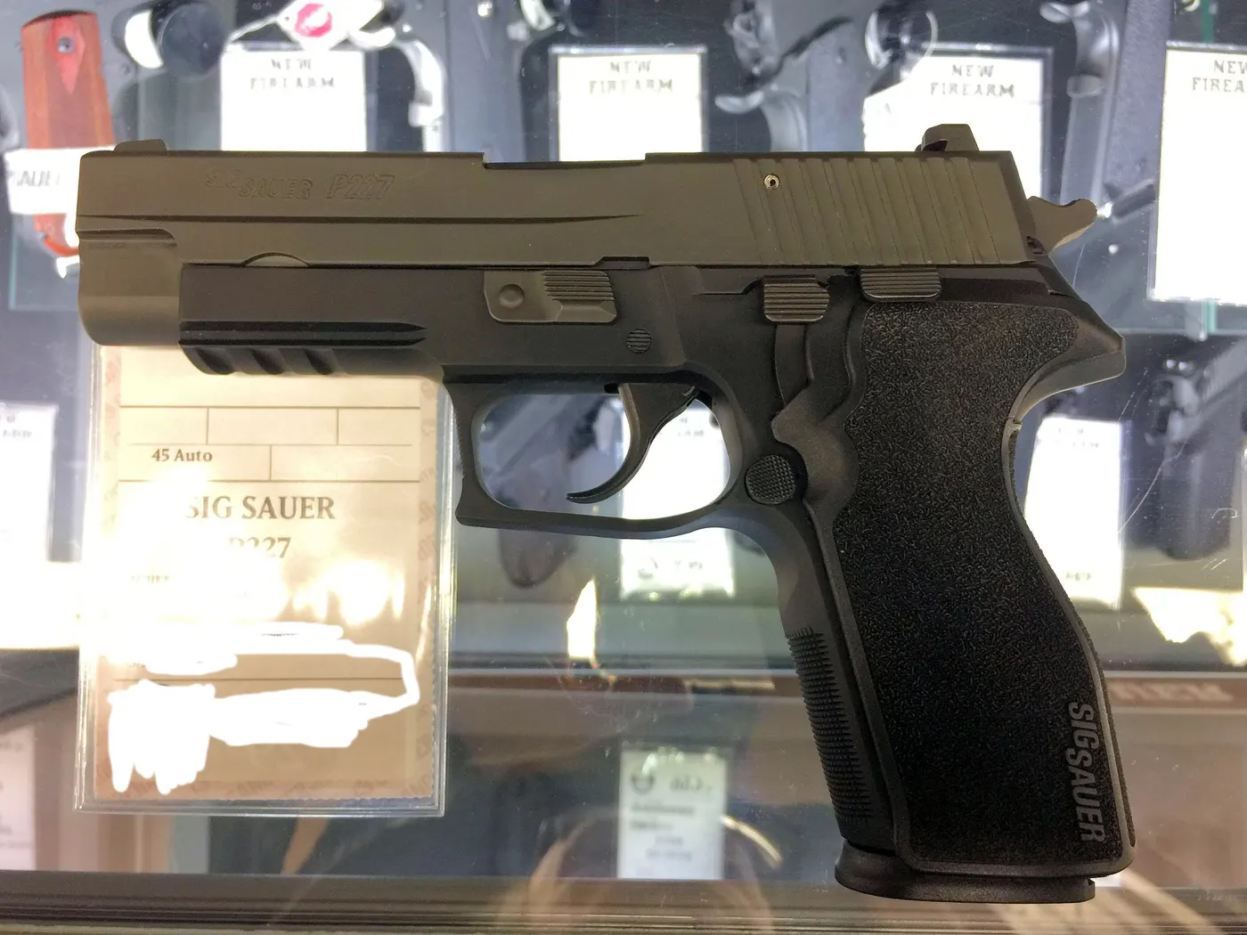 SIG P227 tabancası