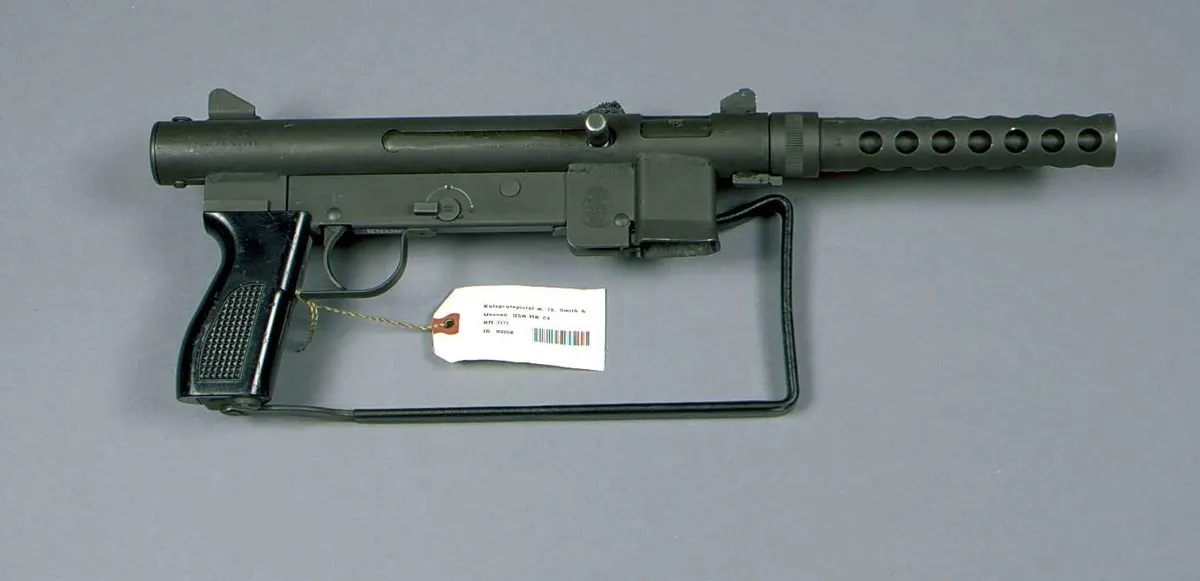 Smith & Wesson M76