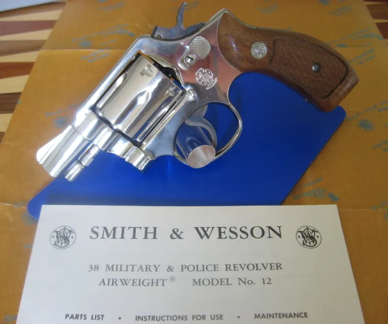 Smith & Wesson Model 12