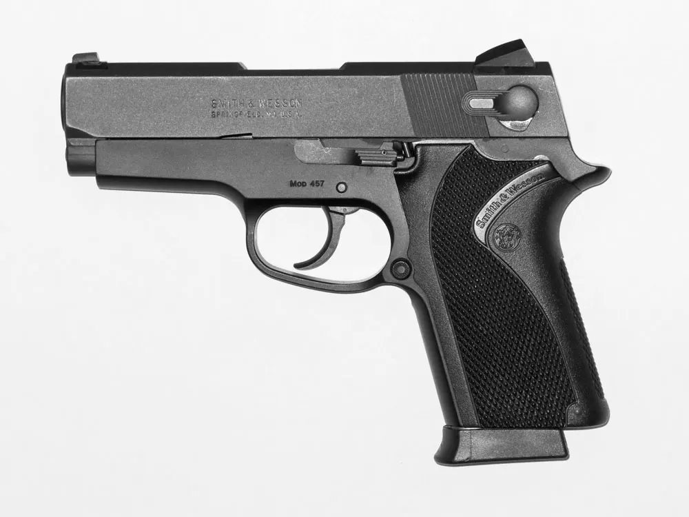 Smith & Wesson Model 457 tabancası