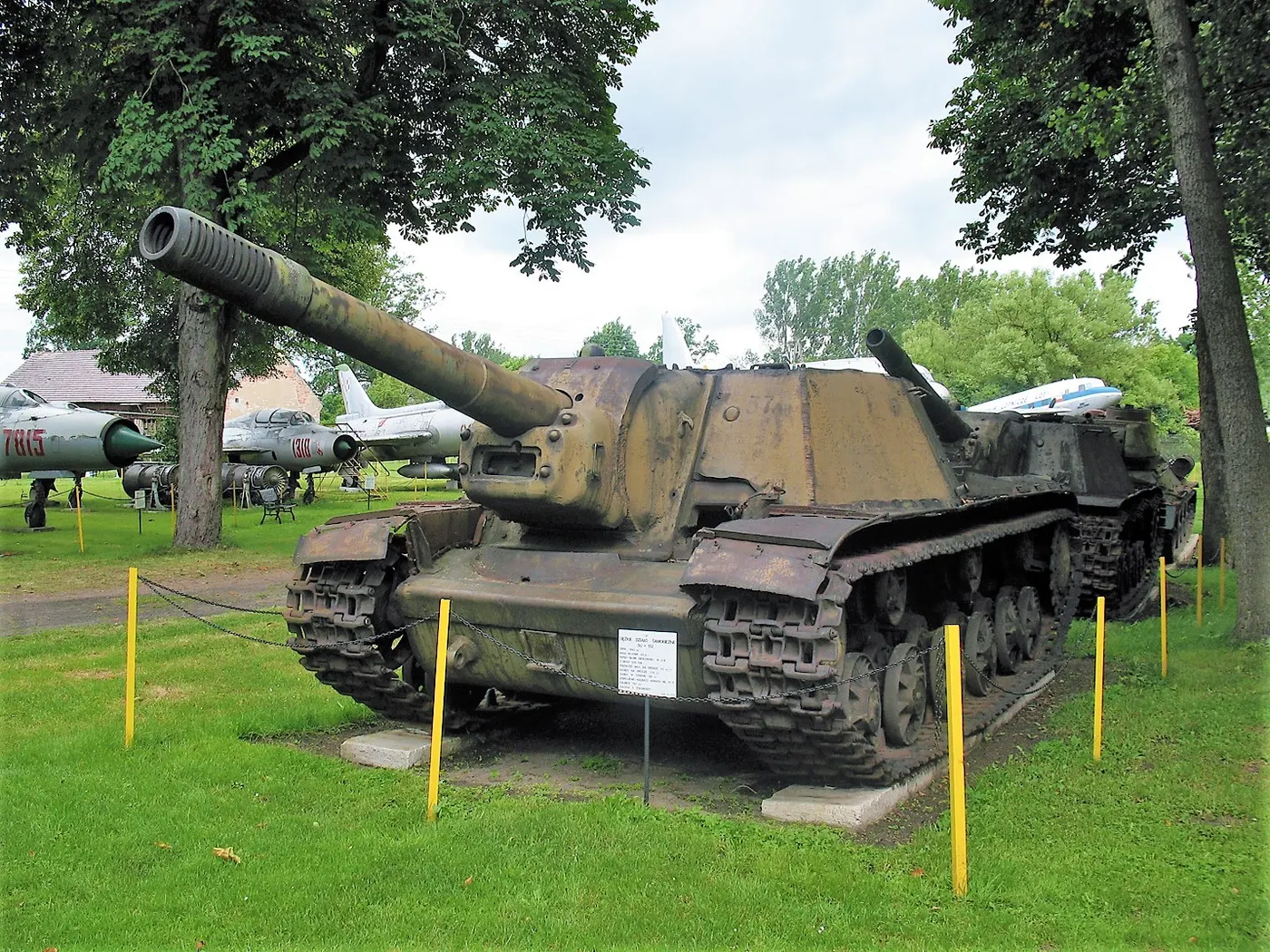 SU-152