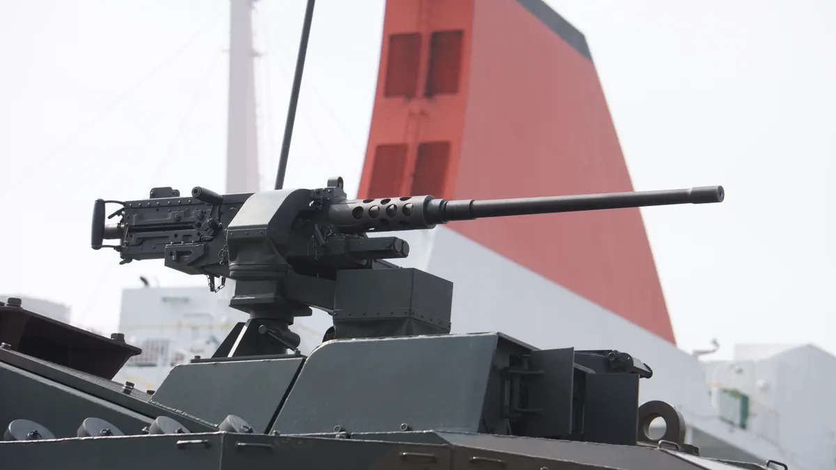 12,7 mm'lik bir Browning tipi uçak makineli tüfeği
