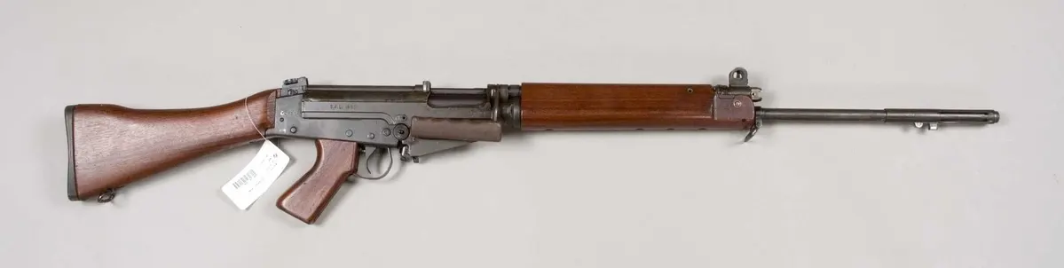 Canadian C1 rifle based on FN FAL