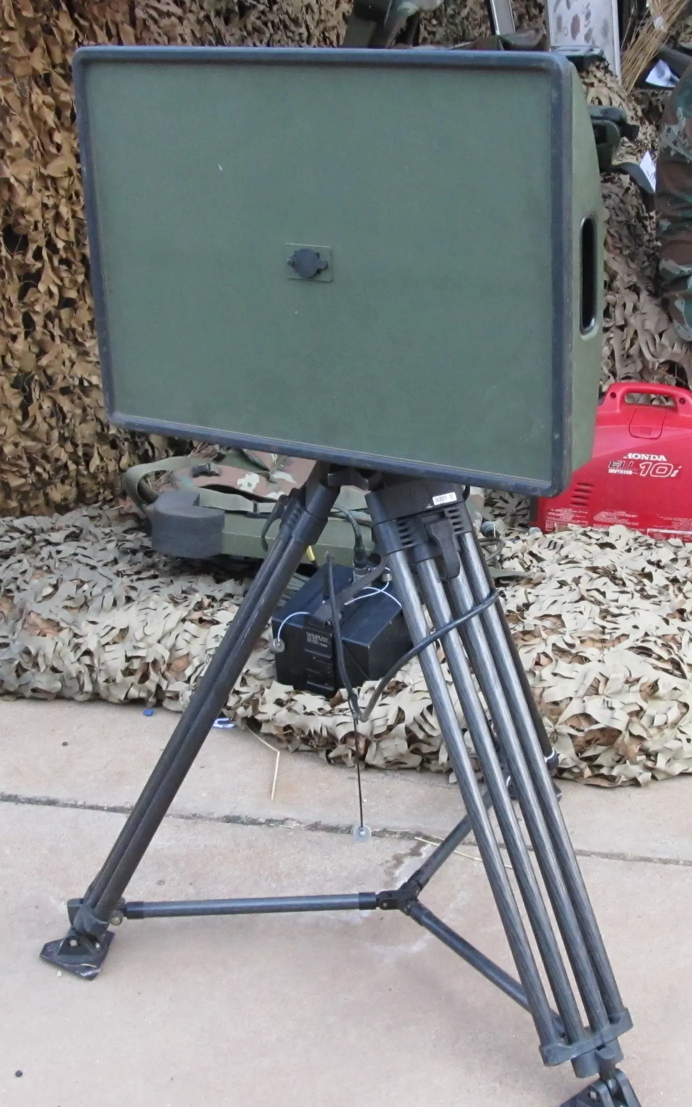 Thales Squire