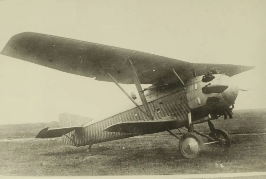 Tupolev I-4 avcı uçak