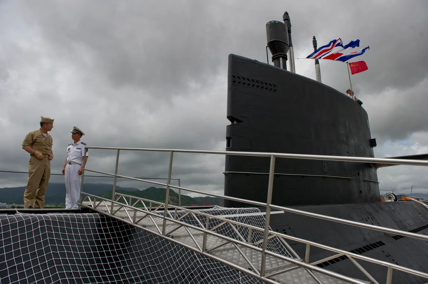Type 041 submarine