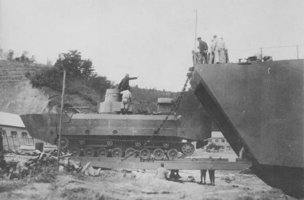 Type 3 Ka-Chi amfibik tankı