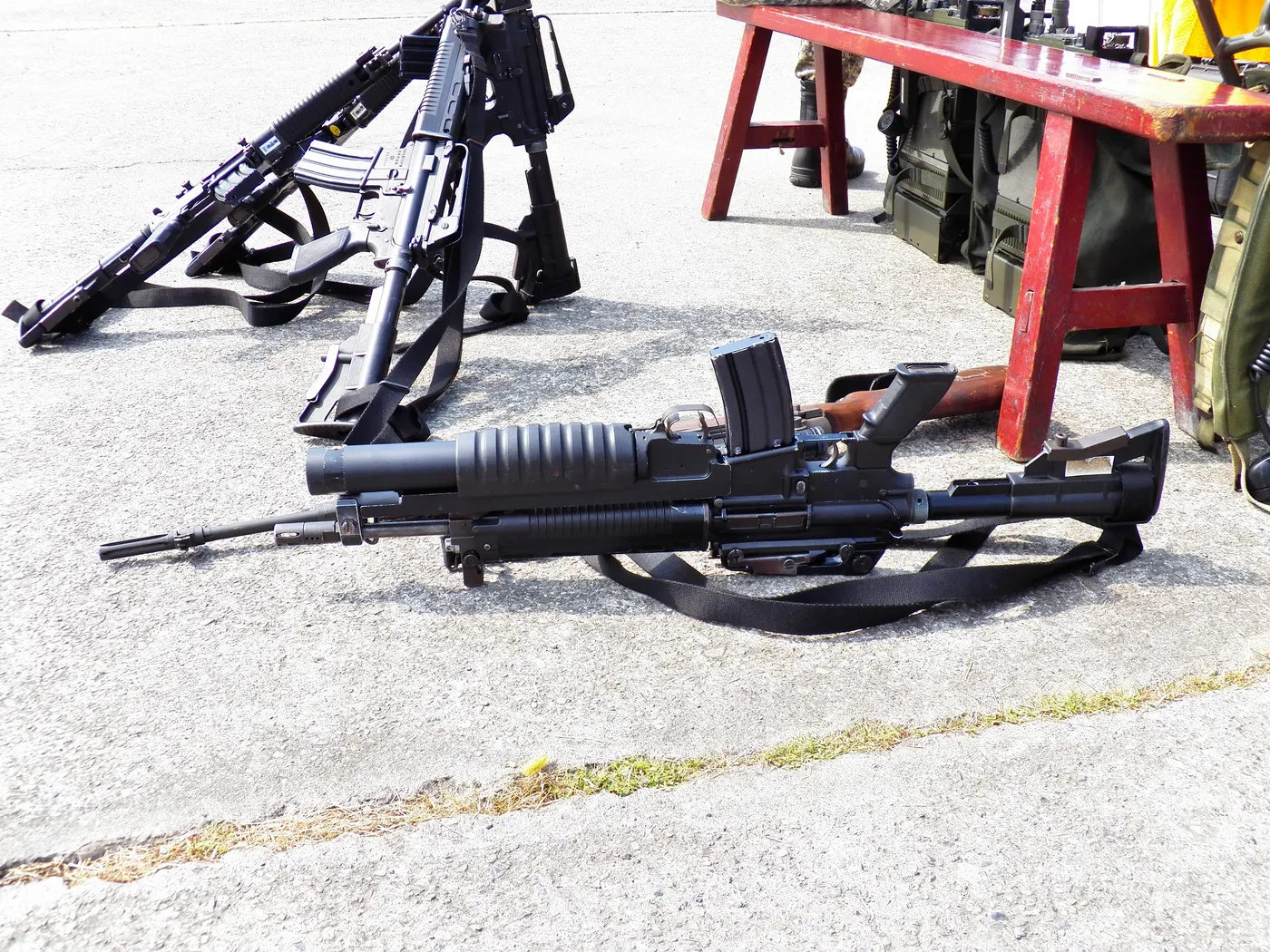 Type 85 grenade launcher