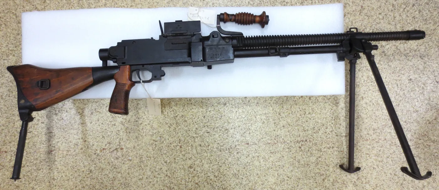 Type 99 light machine gun