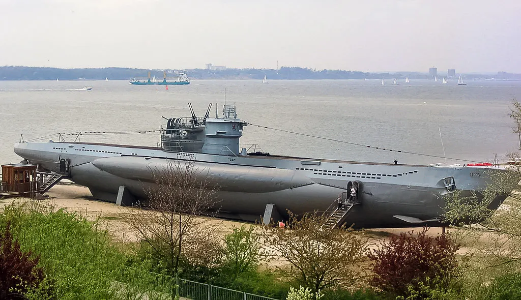 Type VII submarine