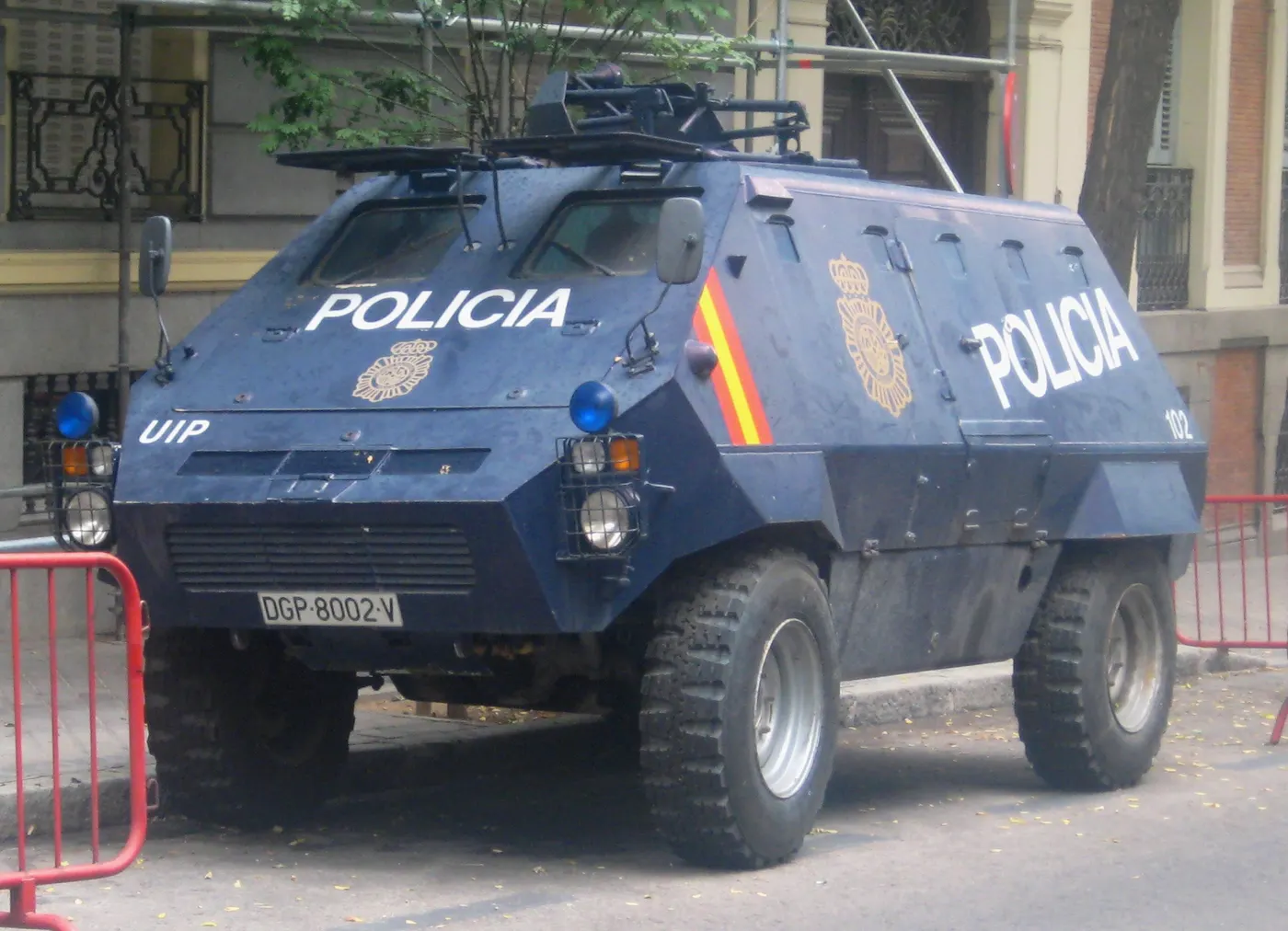 UR-416