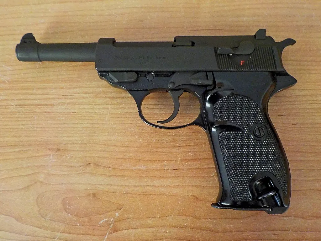 Walther P1 tabancası