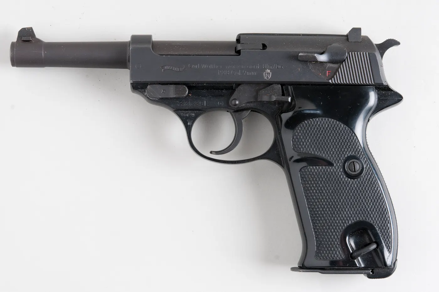 Walther P4