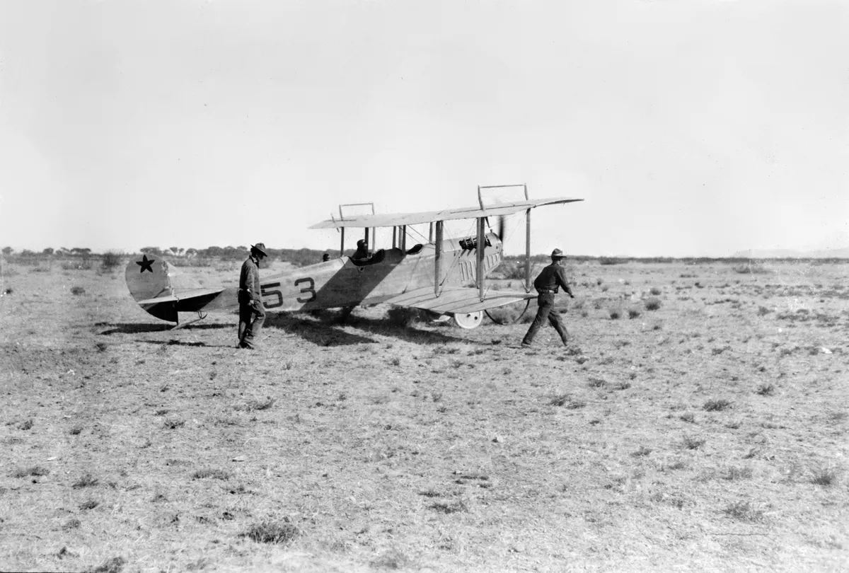 Pancho Villa Seferi'nde kullanılan Curtiss JN-3 uçağı