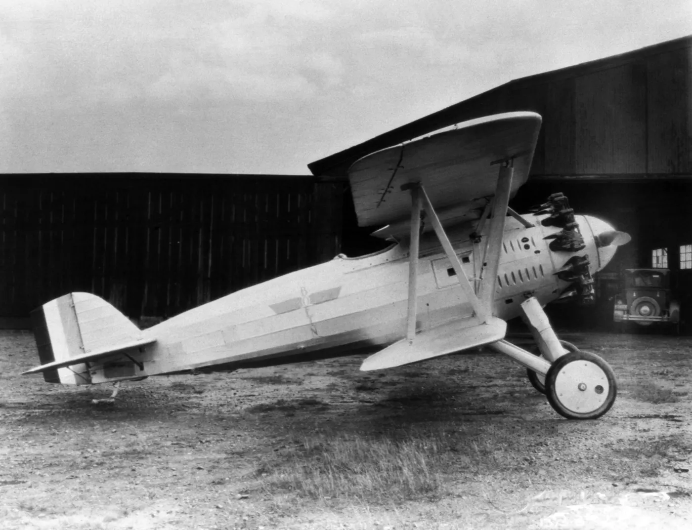 XF2B-1 deneysel gemi avcısı