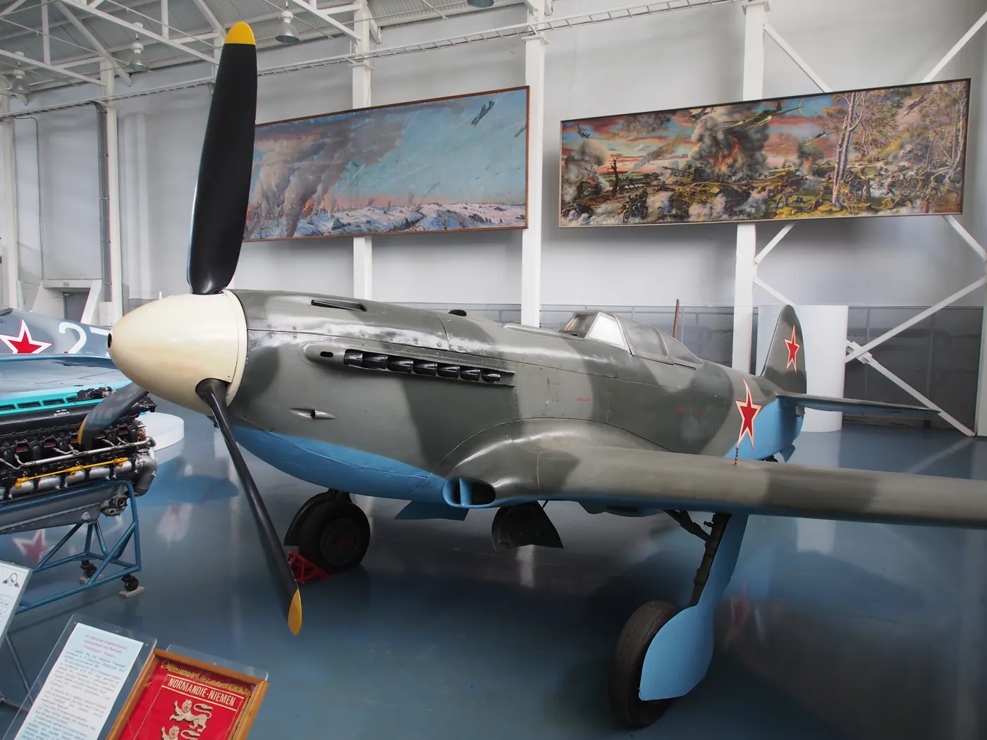 Yakovlev Yak-9 Sovyet avcısı
